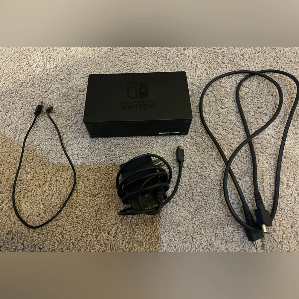 Nintendo Switch Black Charging Station with Cables